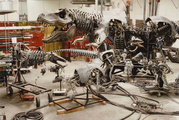 11-Animation-Figurines-Decors-T-rex-sculpture-Animatronique-2